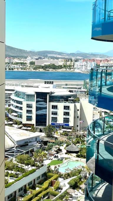 Ocean Village High Floor Luxury Modern Apartment Gibraltar Extérieur photo