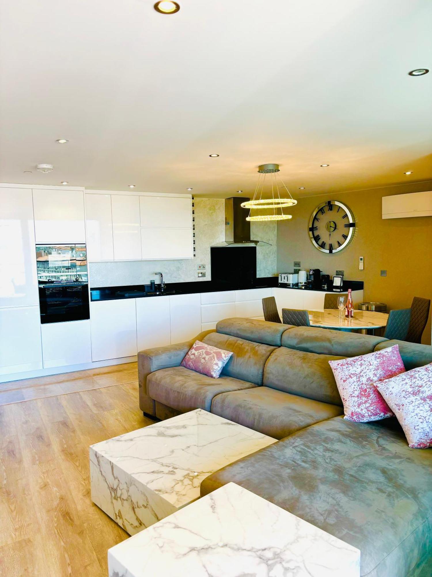 Ocean Village High Floor Luxury Modern Apartment Gibraltar Extérieur photo