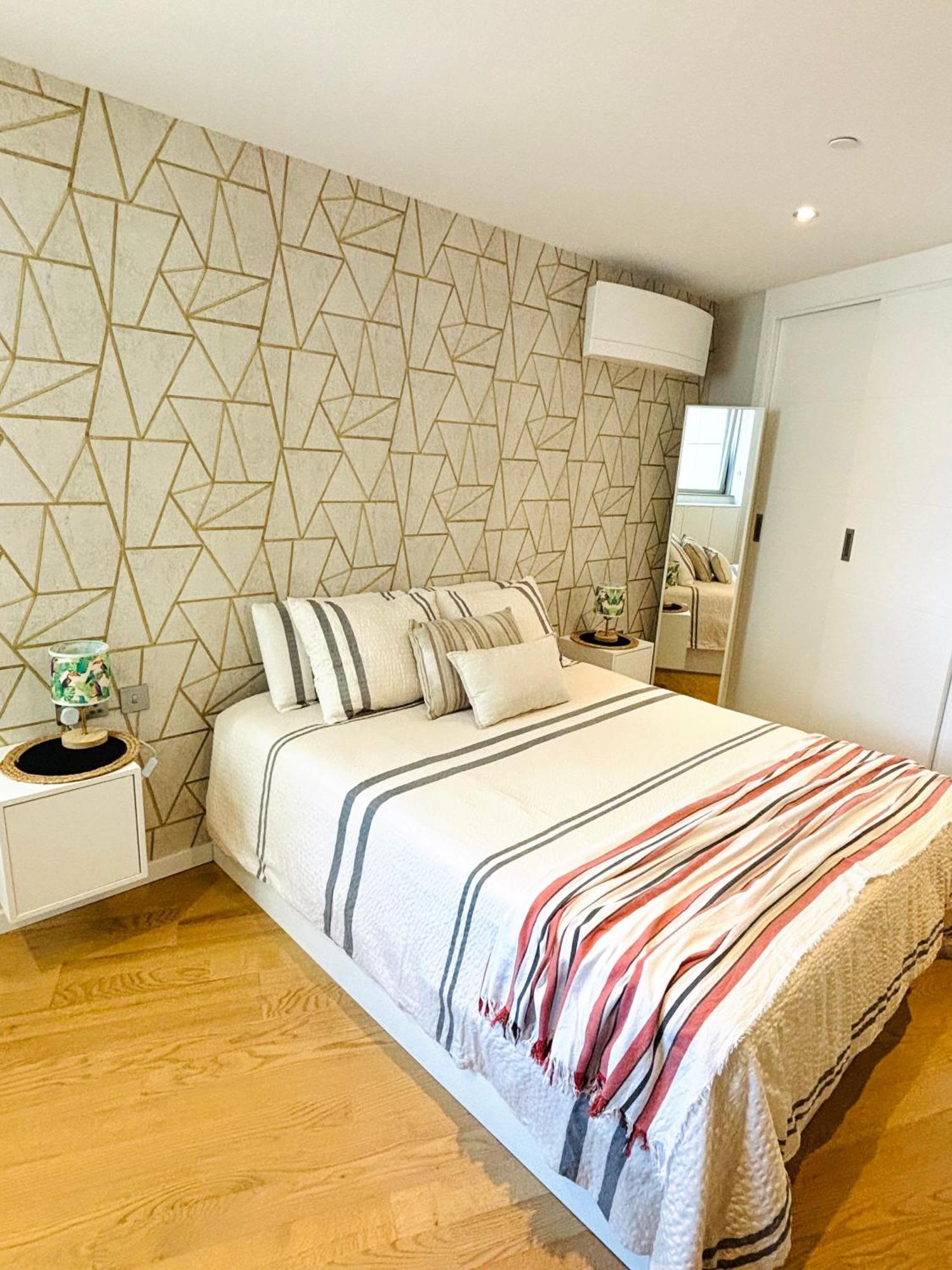 Ocean Village High Floor Luxury Modern Apartment Gibraltar Extérieur photo